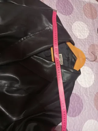 Gabardina larga negra talla 44