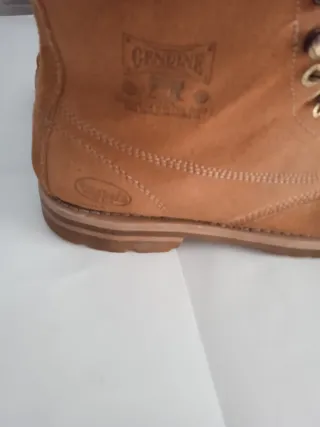 Botas de ante para hombre