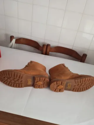 Botas de ante para hombre