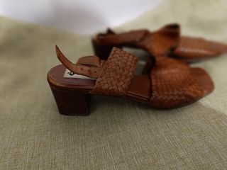 Sandalias de mujer marrones