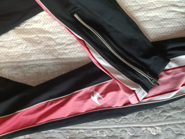 Mallas deportivas Astore negras y rosas