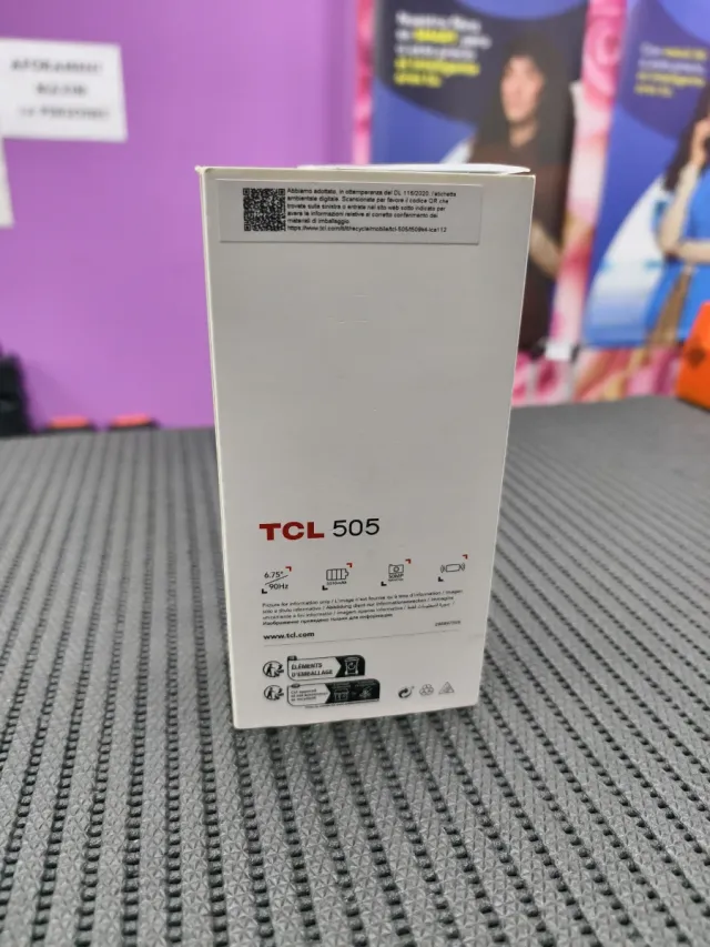 TCL 505 512 GB