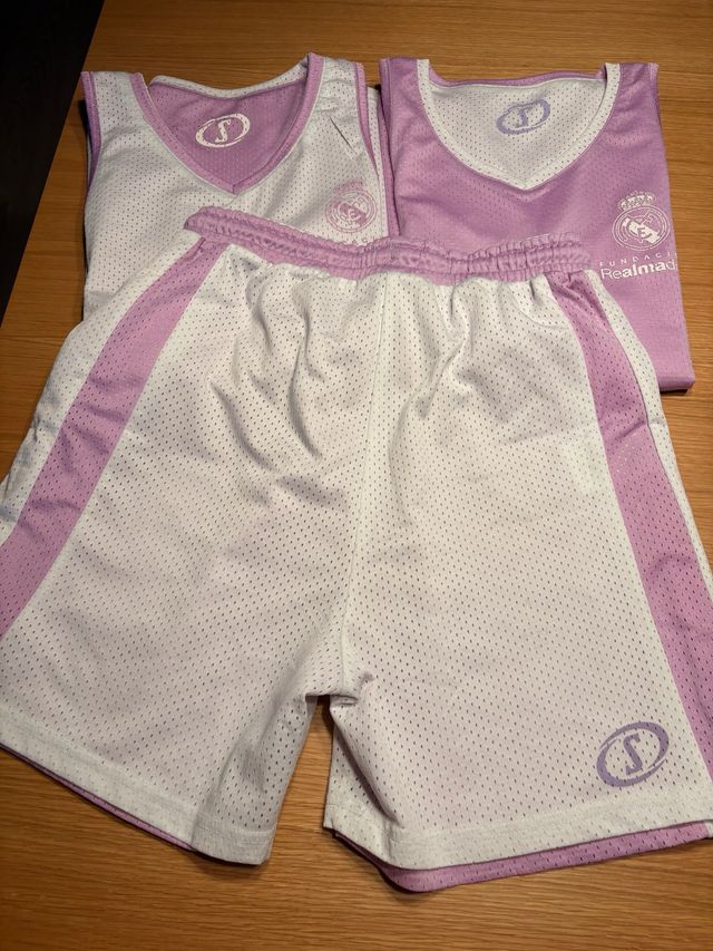 Equipación Baloncesto Real Madrid