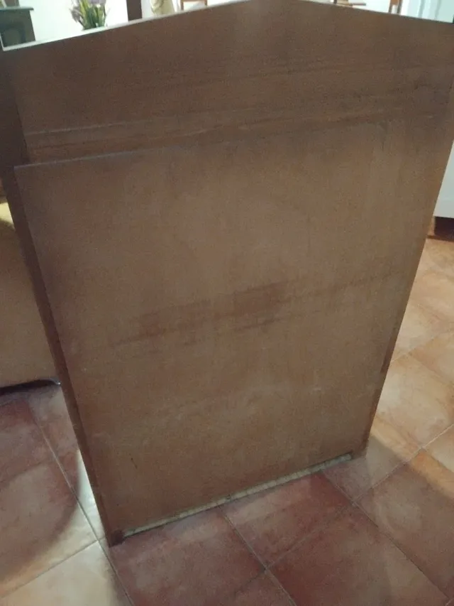 Mueble botellero de madera