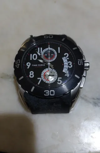 Reloj Time Force Negro y Plateado