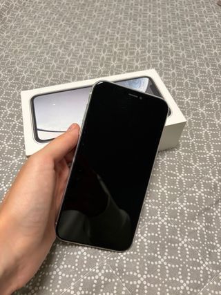 iPhone XR bianco