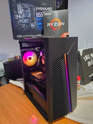PC Gaming Ryzen 5 5600 RX 6600 16GB RAM SSD 512GB