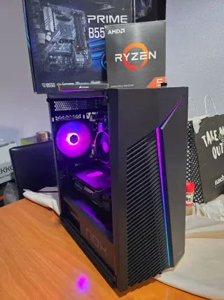 PC Gaming Ryzen 5 5600 RX 6600 16GB RAM SSD 512GB