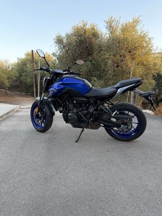 YAMAHA MT07 2021 A2