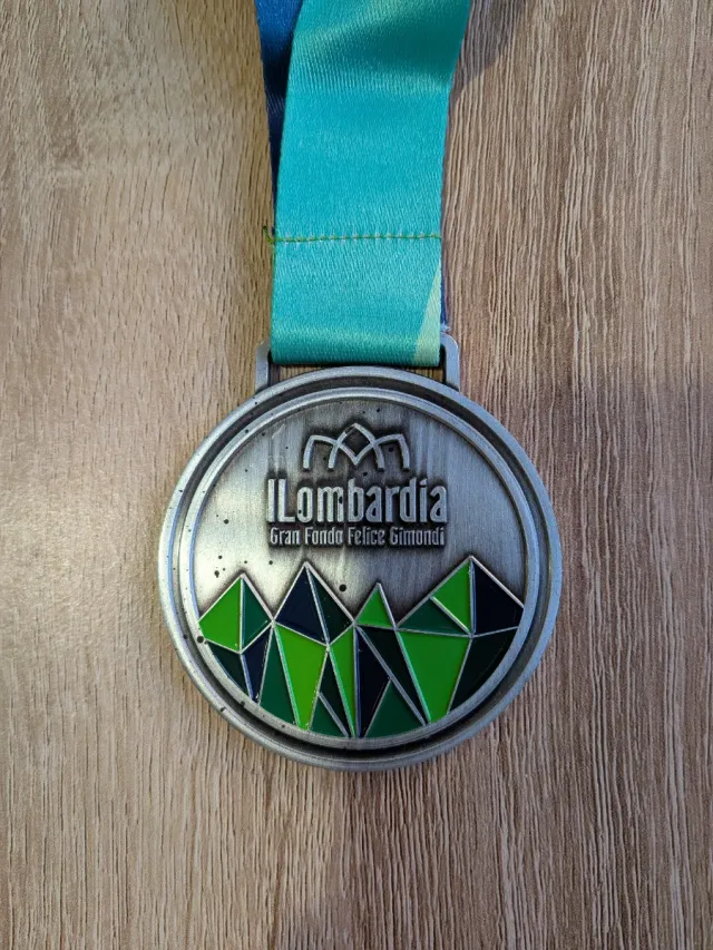 Medalla Gran Fondo Il Lombardia 2025
