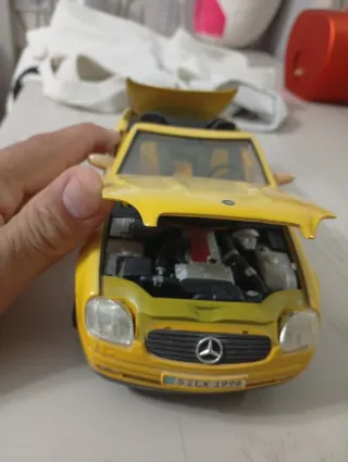 Maqueta Mercedes SLK 230 (1996) 1:18