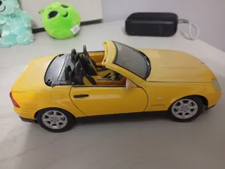 Maqueta Mercedes SLK 230 (1996) 1:18
