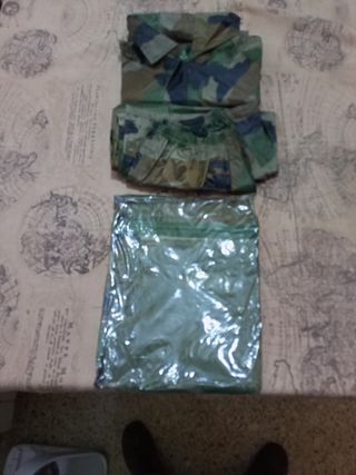 Chubasquero woodland pantalón y chaqueta