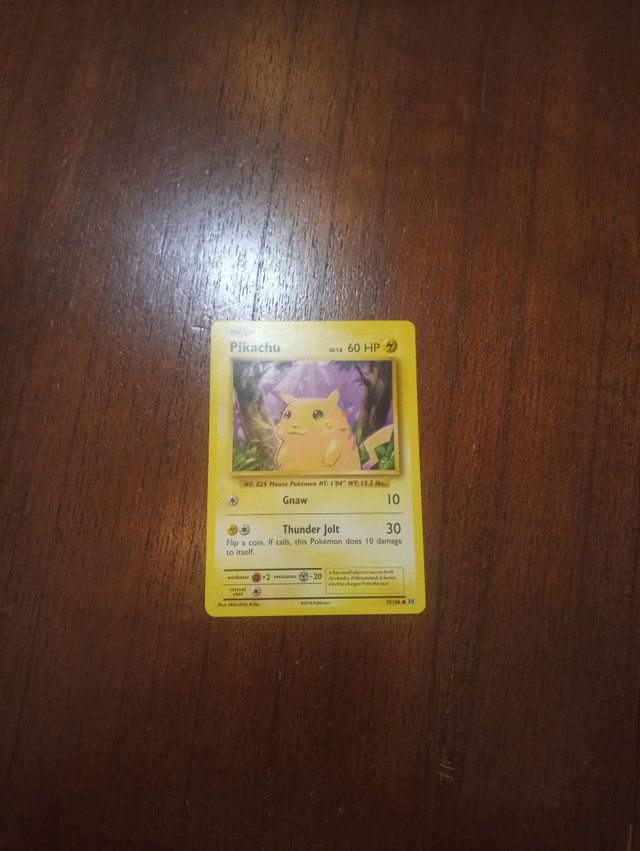 Pikachu first edition en ingles original