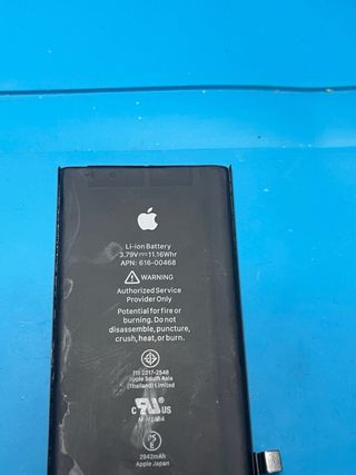 Batteria originale Apple iPhone XR! 88% Salute.