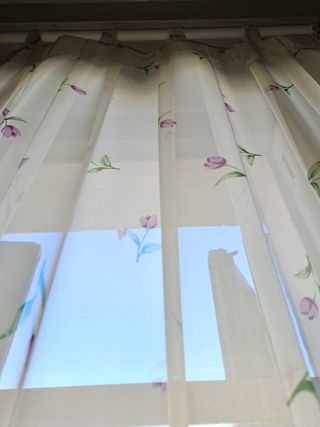 Conjunto cortinas visillos semitransparente flores