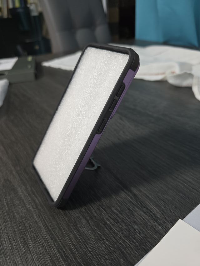 Funda Samsung S24 Lila con Soporte
