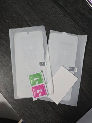 Funda SAMSUNG S24 Lila con Soporte