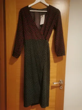 Vestido Negro y Rojo con Lunares