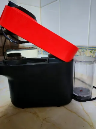 Cafetera Nespresso Roja