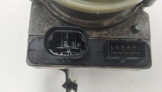 491105358r bomba de dirección dacia logan 270925