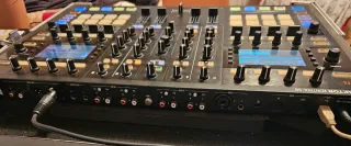 Traktor S8 + Flight Case