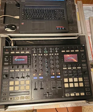 Traktor S8 + Flight Case