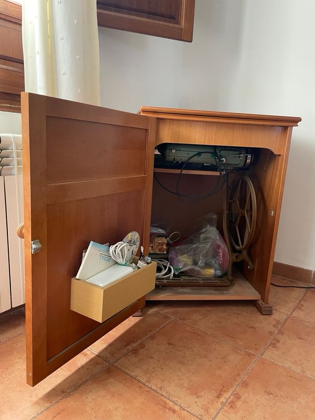 Máquina de coser Refrey 427VZ