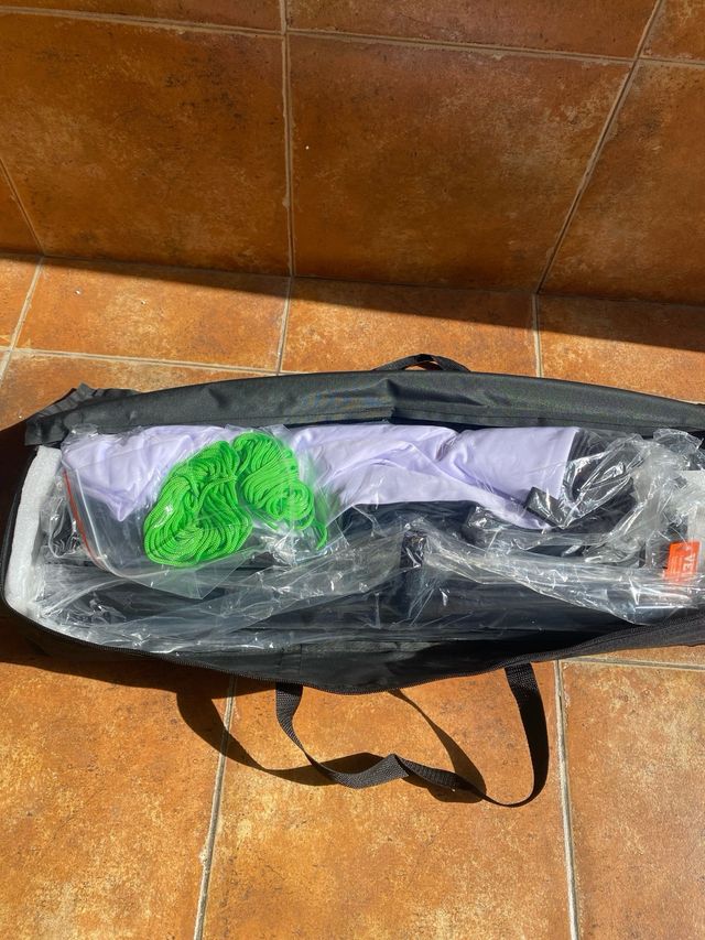 Pantalla proyector VEVOR 100” portátil 16:9 HD