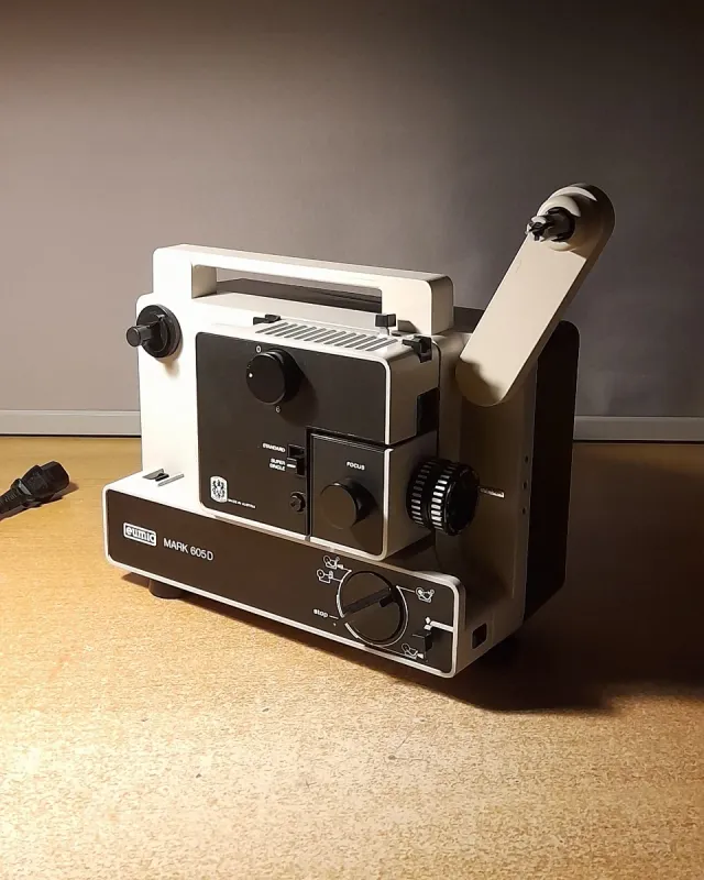 Proyector Super 8 Eumig Mark 605D