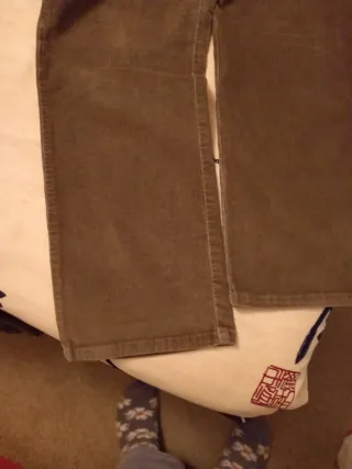 Pantalón pana marrón mujer