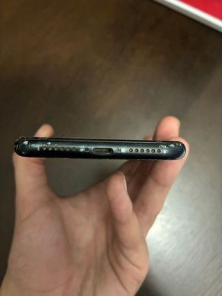 iPhone XR nero da riparare