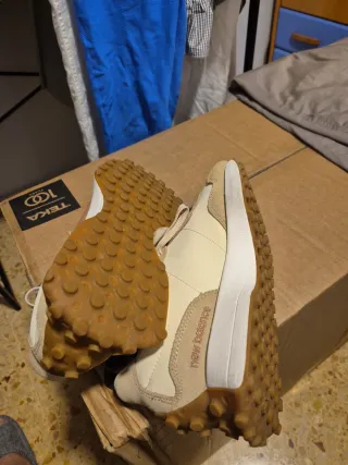 Zapatillas New Balance Mujer Beige/Blanco