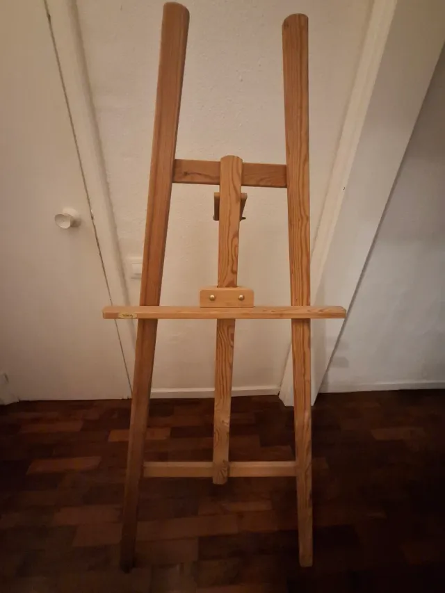 Caballete de madera para pintar