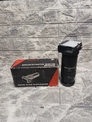  Zoom Slide Duplicator for SLR cameras 