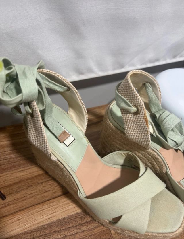 Alpargatas Stradivarius verde menta