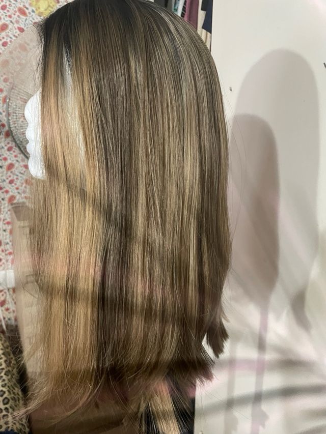 Peluca sintética degradado negro a rubio