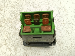 INTERRUPTOR MITSUBISHI MONTERO (V20/V40) * | 0.98