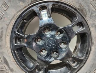 2092482 juego llantas mr347070 mitsubishi montero