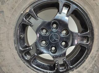 2092482 juego llantas mr347070 mitsubishi montero