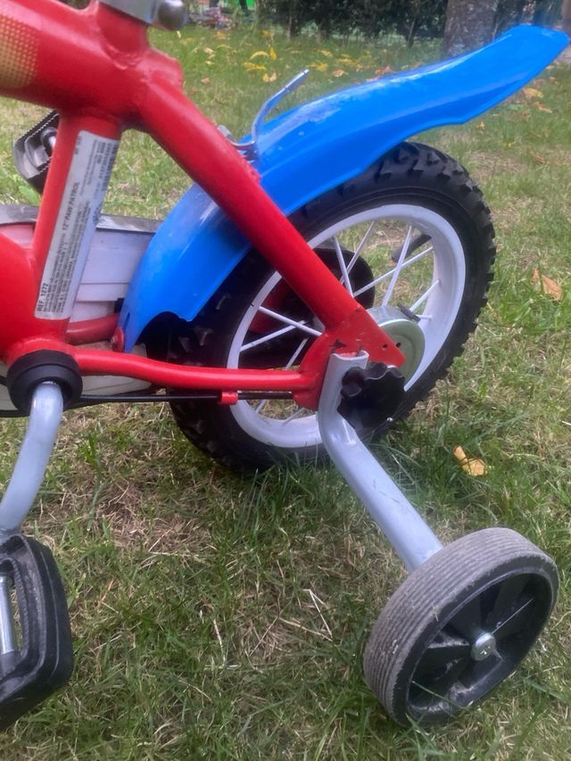 Bicicleta Patrulla Canina Roja y Azul