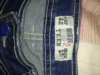 Pantalones vaqueros chica talla 43.