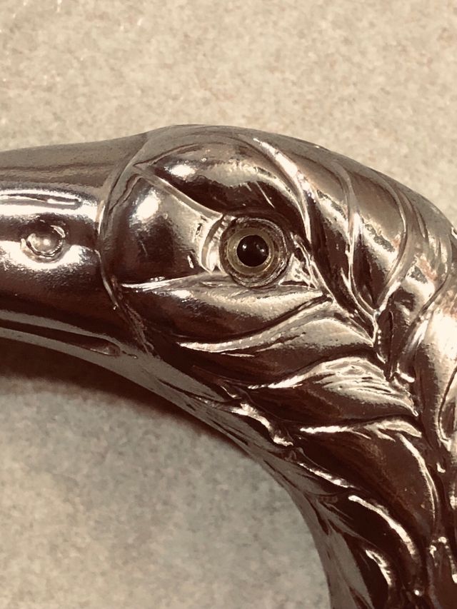 Tagliacarte vintage con testa d'aquila