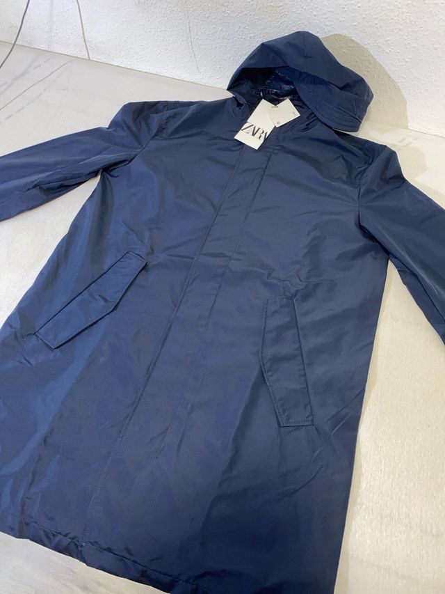 Chubasquero Zara Azul Nuevo