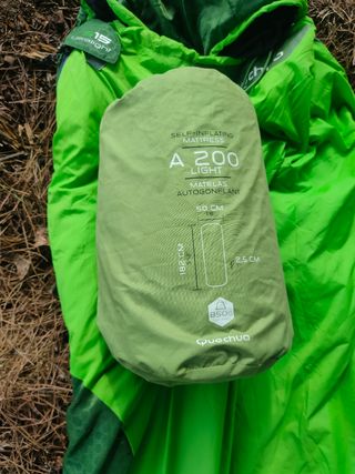 Esterilla inflable y saco de dormir ultralight