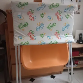 Fasciatoio pieghevole per neonati