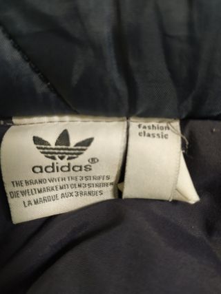 Chaqueta Adidas vintage años 90 talla XL.