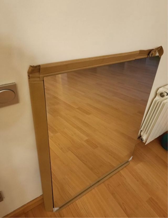 Espejo Lettan Ikea 80x95 sin estrenar