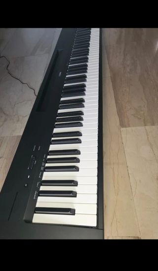 Piano Yamaha P-145B + soporte premium.Nuevo