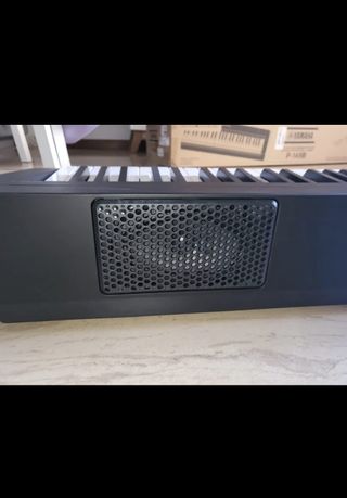 Piano Yamaha P-145B + soporte premium.Nuevo